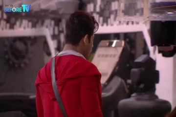 Bigg Boss 2020 Abhinav is Bigg dilemma wife or immunity Episode 5 thumb