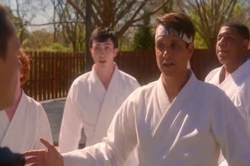 Cobra Kai 2021 S04 Kicks Get Chicks TV Episode 6 in hindi thumb